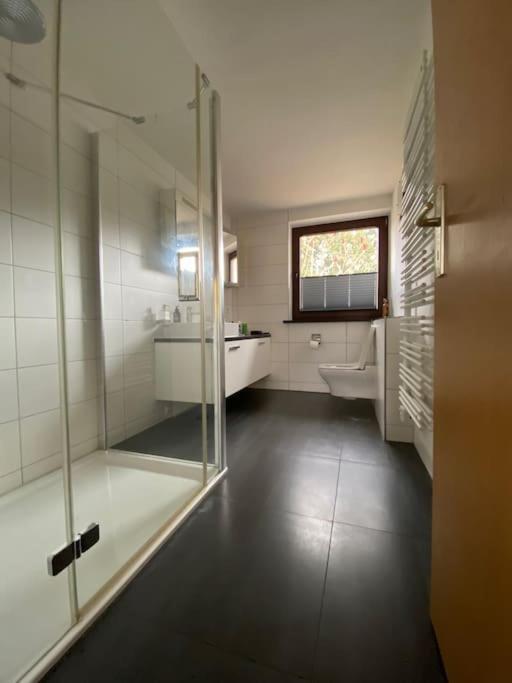 Geraeumiges 120m² Haus Mit Garten + Stellplatz * Stralsund